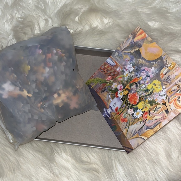 NIB new in box Good Puzzle Company Renoir Flowers in vase 500 piece puzzle - Picture 3 of 3